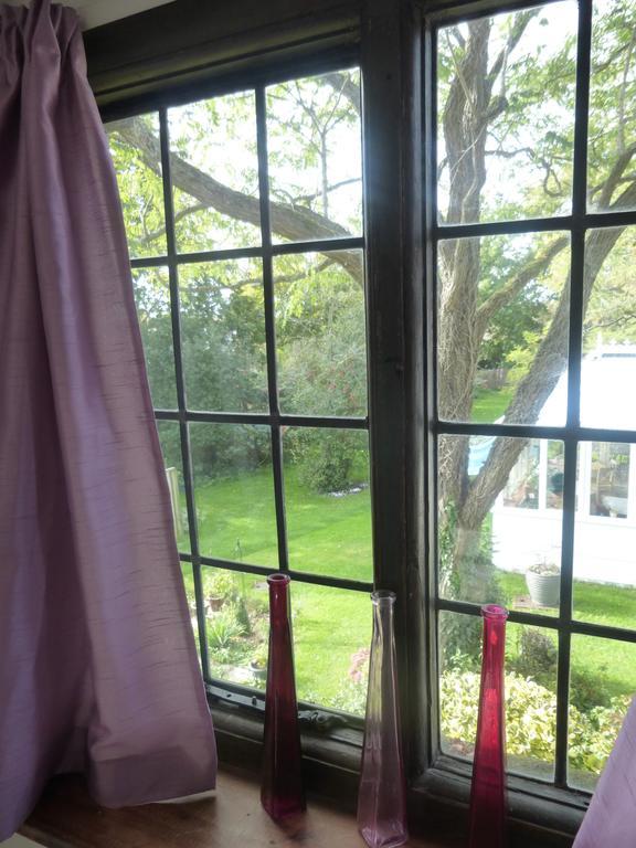 Strawberry Cottage B&B 헤지 엔드 객실 사진